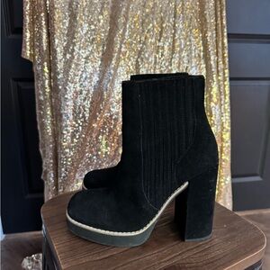 Steve Madden black suede ankle boot